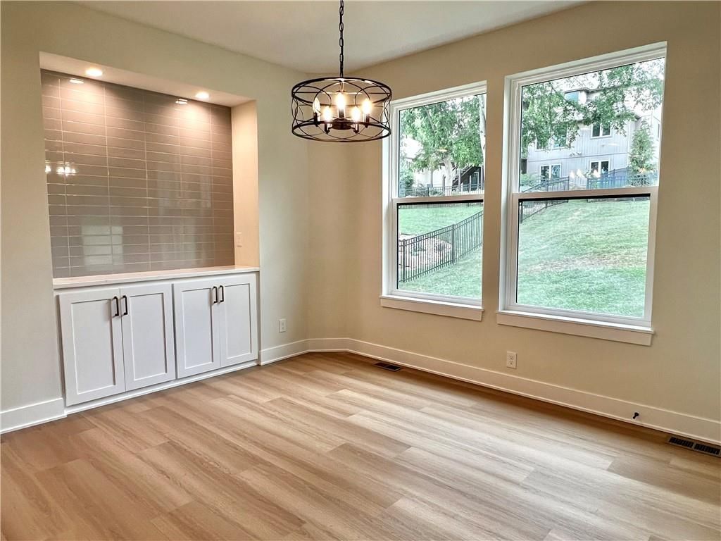 6932 Kenton Street — photo 10