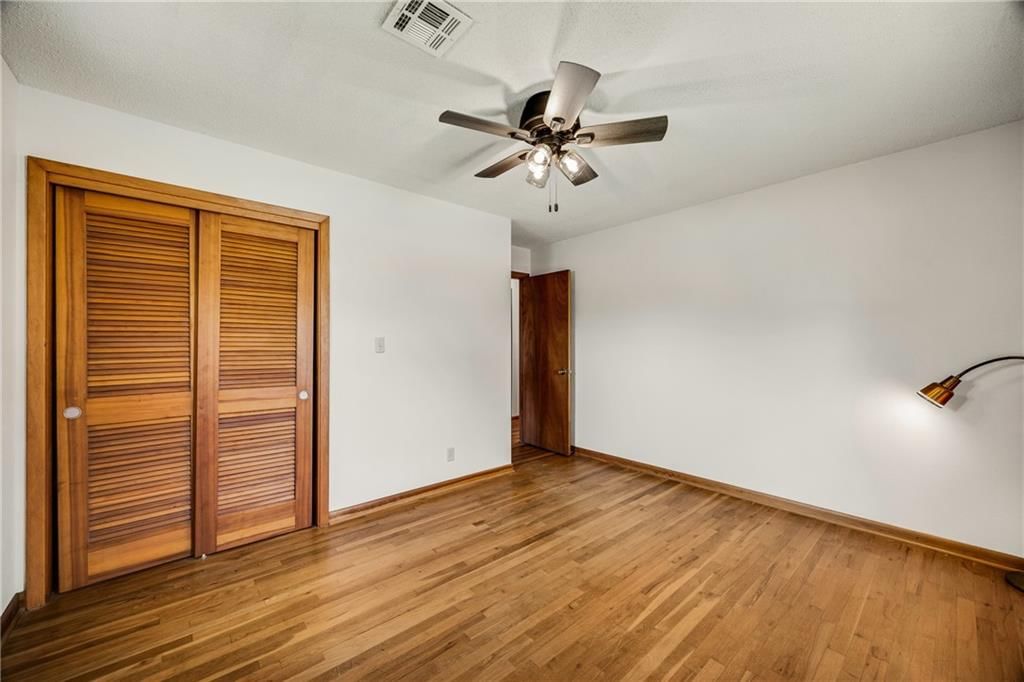 1215 N Tucker Street — photo 11