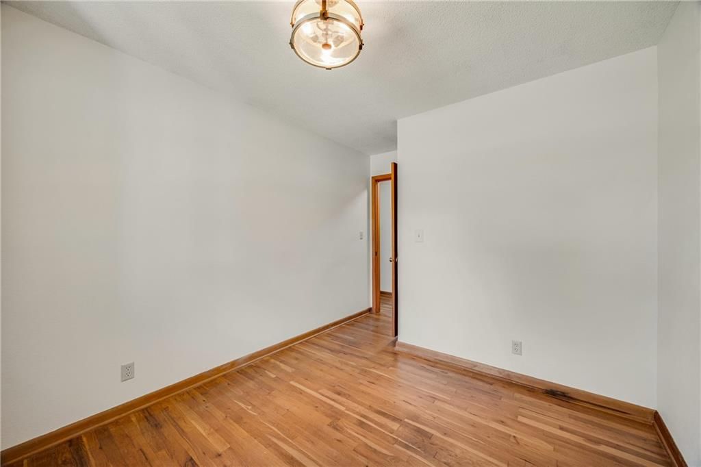 1215 N Tucker Street — photo 17