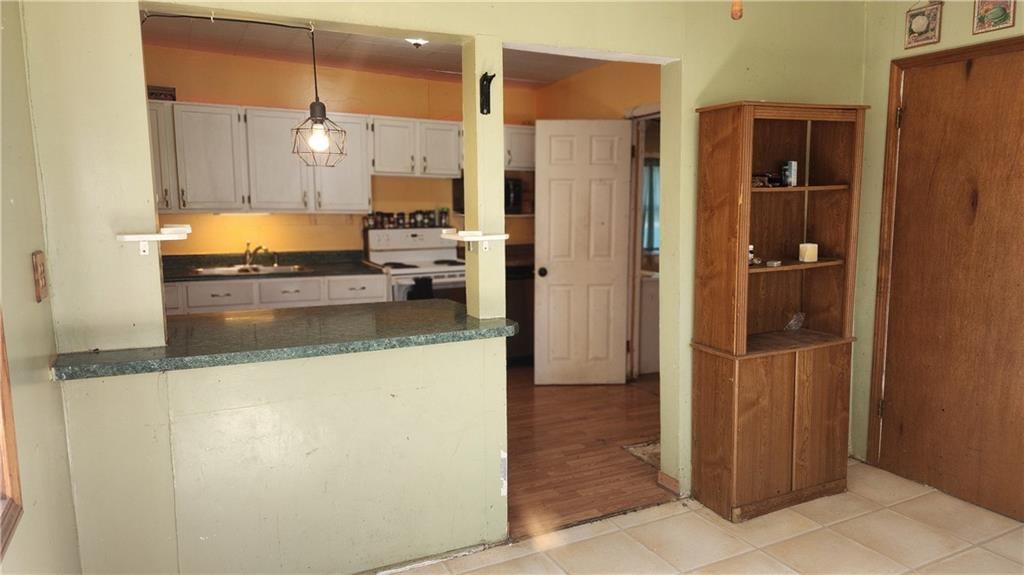 711 W Johnson Street — photo 15