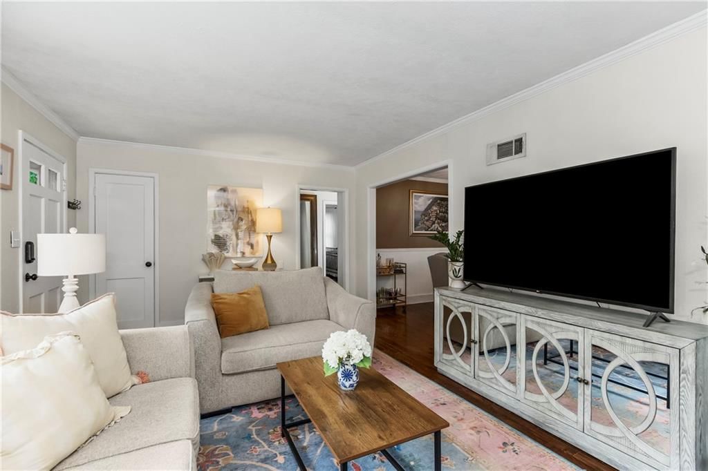 6118 Fontana Street — photo 8