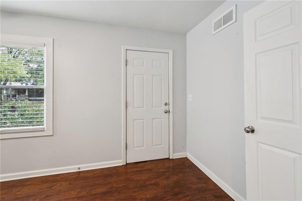 721 S Chestnut Street — photo 4