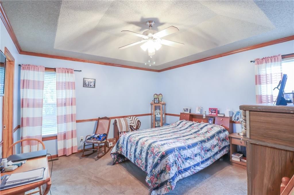 301 S Darrowby Drive — photo 11