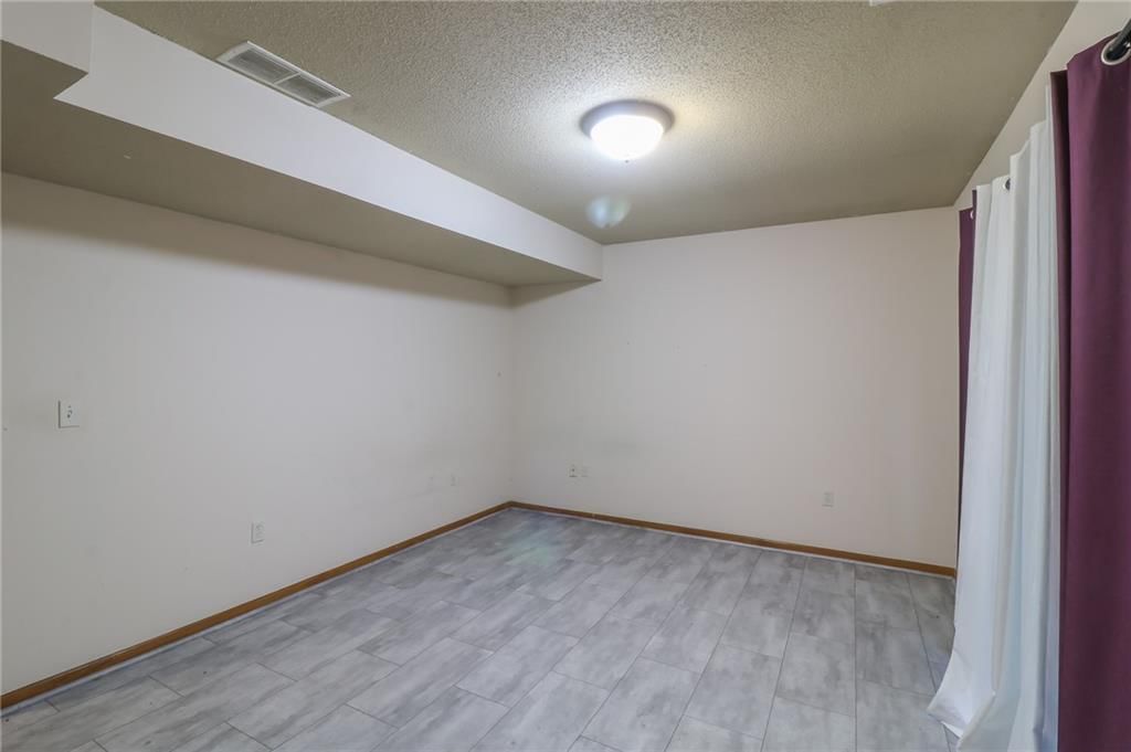 301 S Darrowby Drive — photo 19