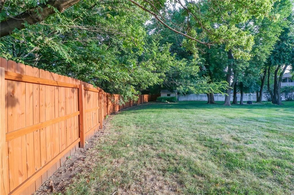 301 S Darrowby Drive — photo 24