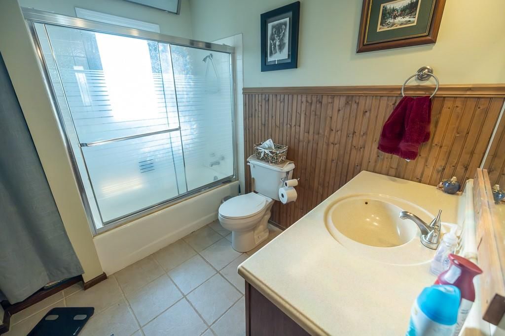 12149 Doniphan Lake Road — photo 83