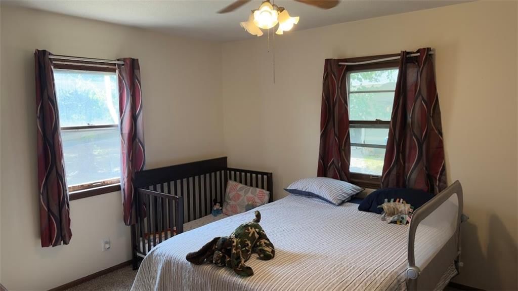 327 E Longfellow Street — photo 33