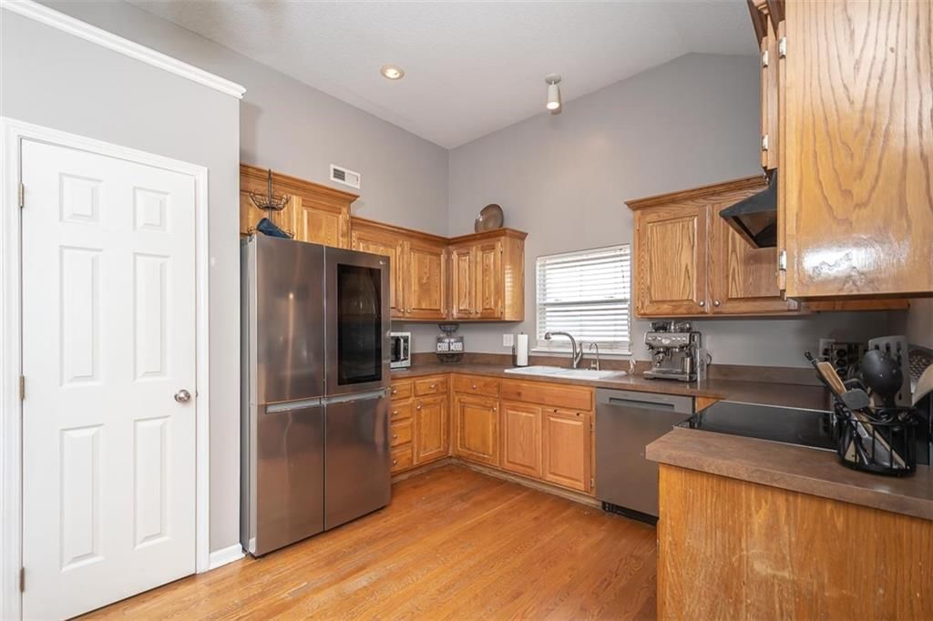 825 N Spruce Street — photo 10