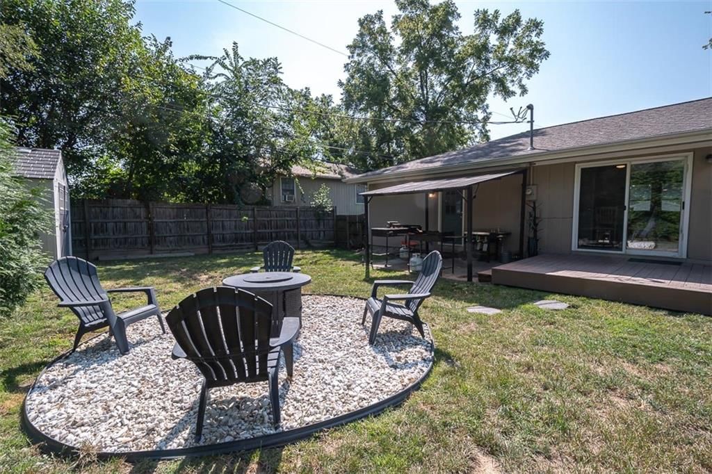 4514 Strong Avenue — photo 49