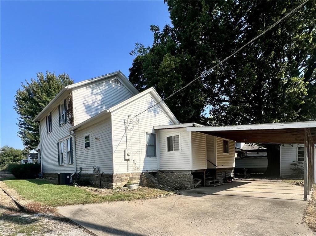 1014 S Main Street — photo 4