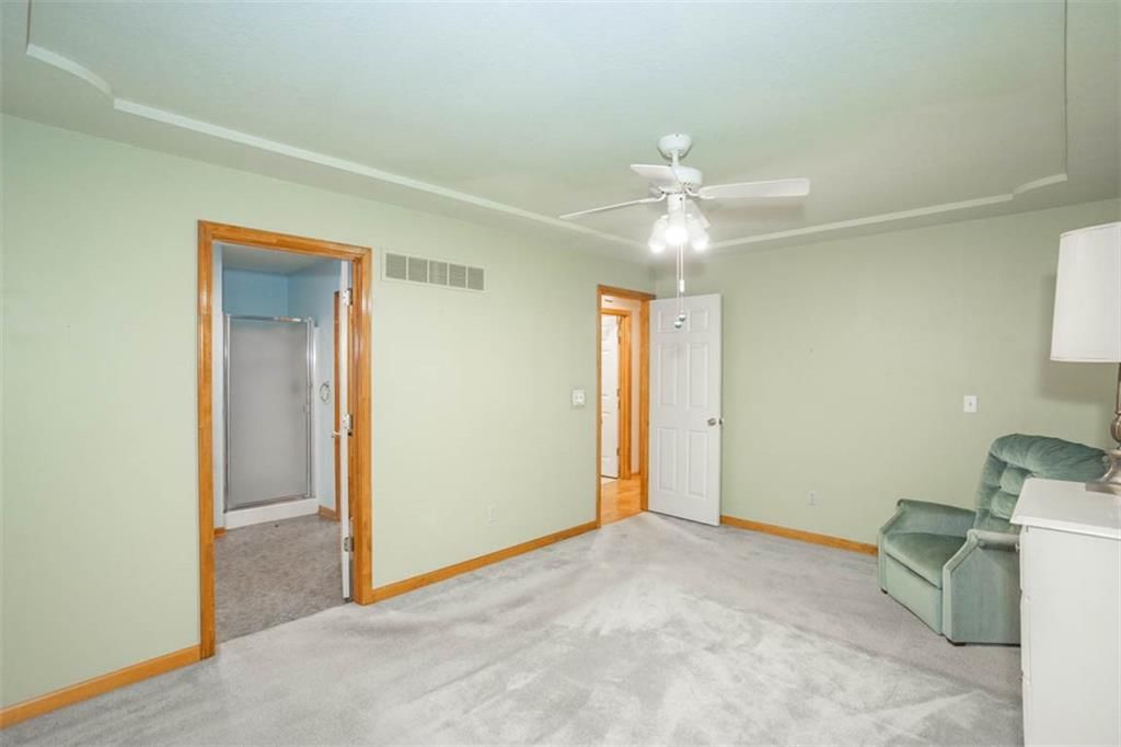 10224 Webster Avenue — photo 13