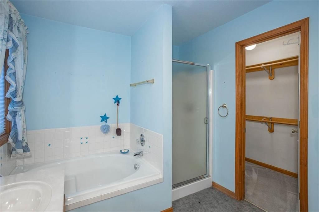 10224 Webster Avenue — photo 18