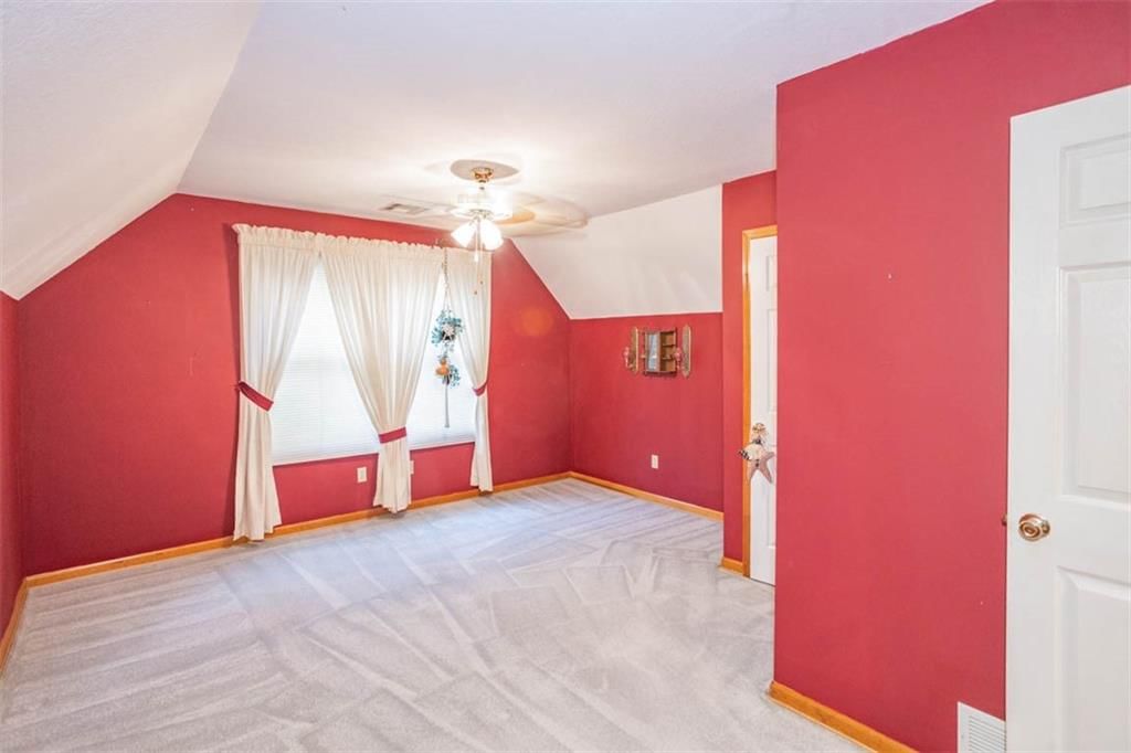 10224 Webster Avenue — photo 24
