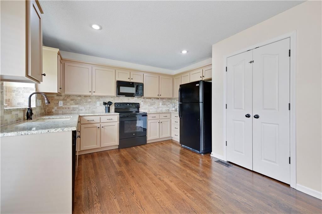 14553 W 138th Place — photo 21