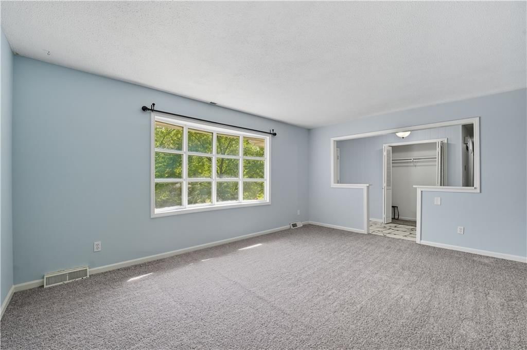 7802 N Wayne Avenue — photo 36