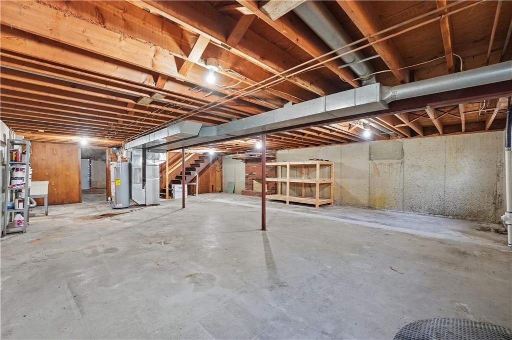 7802 N Wayne Avenue — photo 41