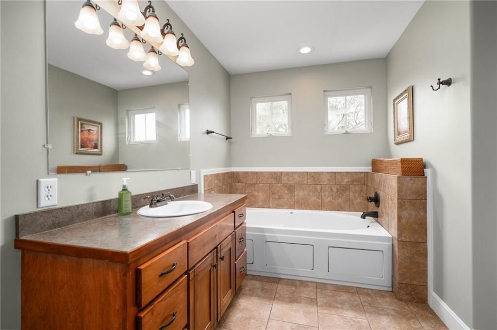 403 Pasadena Drive — photo 25