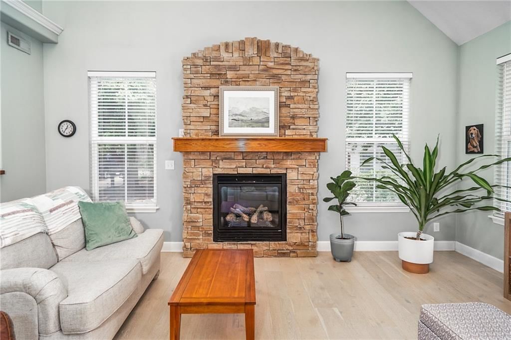 403 Pasadena Drive — photo 7