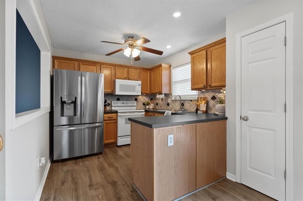 17323 Jessica Street — photo 11