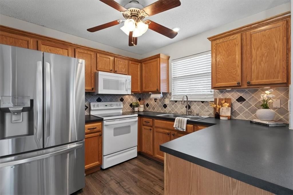 17323 Jessica Street — photo 12