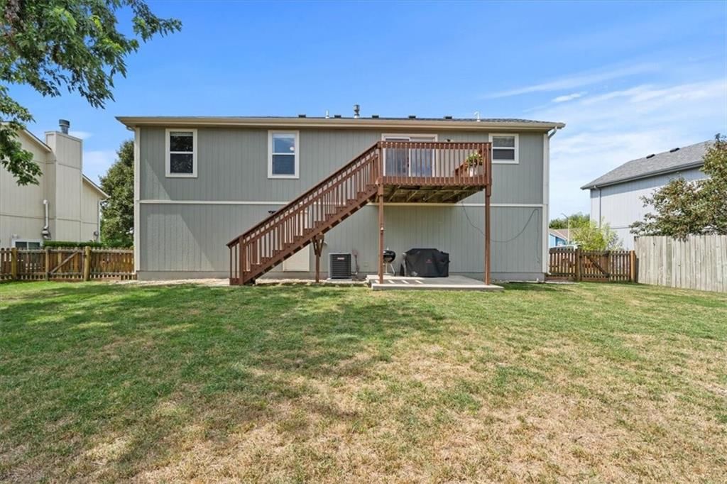 17323 Jessica Street — photo 25