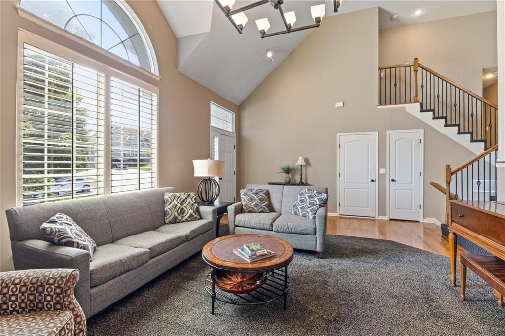 1424 NE Stonewood Drive — photo 6