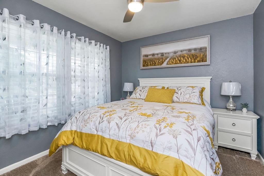 1012 Tamarisk Drive — photo 23