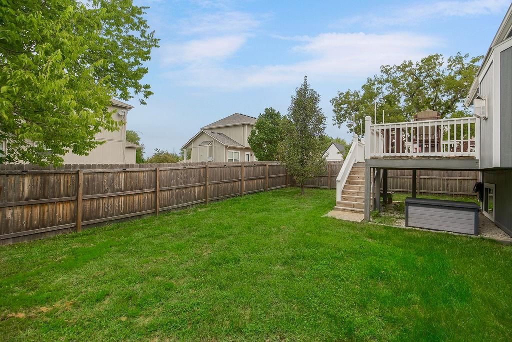1012 Tamarisk Drive — photo 27