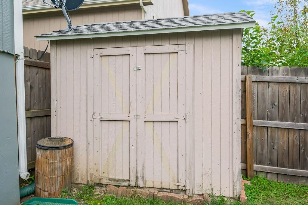 1012 Tamarisk Drive — photo 28