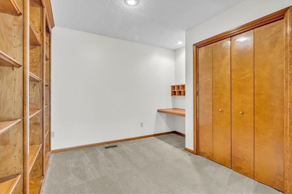 7421 N Wabash Avenue — photo 12