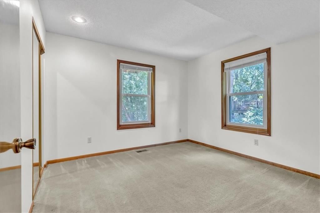7421 N Wabash Avenue — photo 26