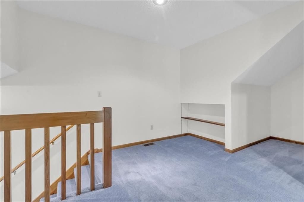 7421 N Wabash Avenue — photo 27