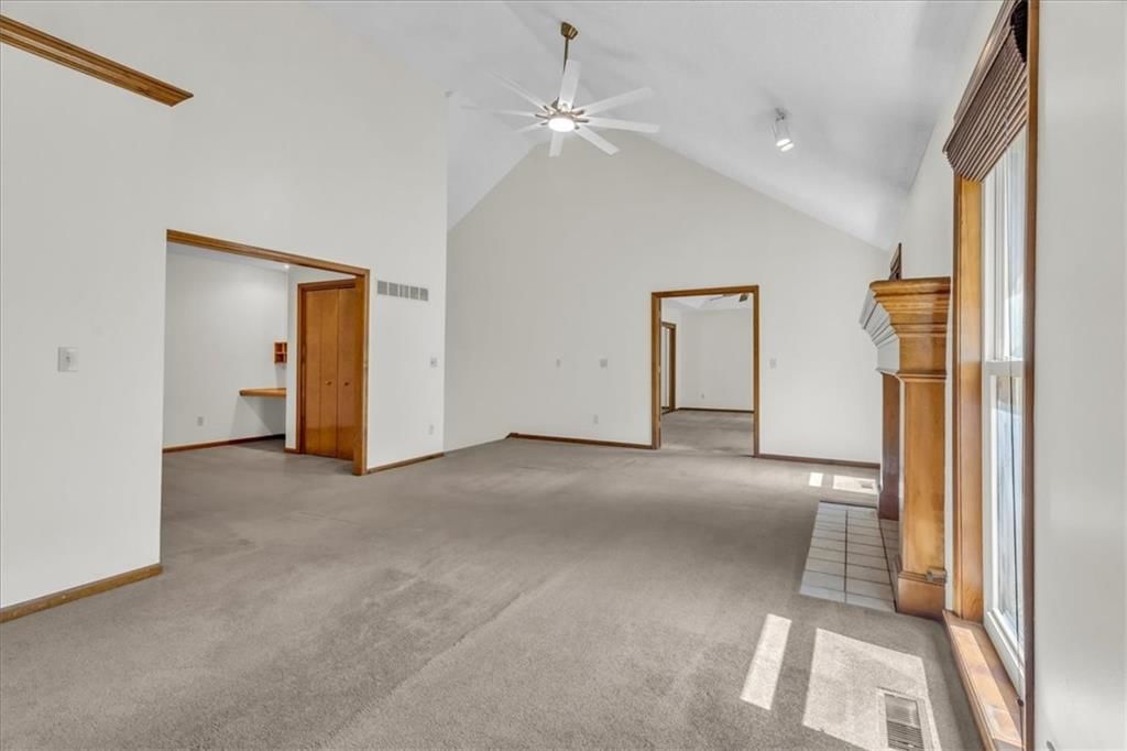 7421 N Wabash Avenue — photo 10