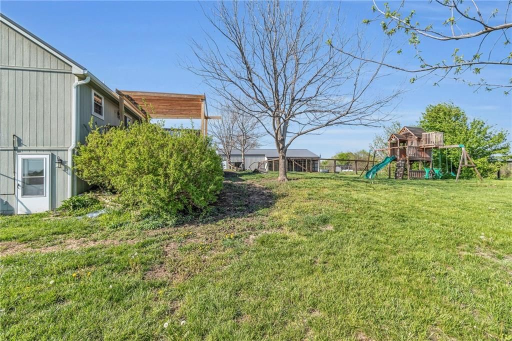 6095 SE Dittoe Lane — photo 30