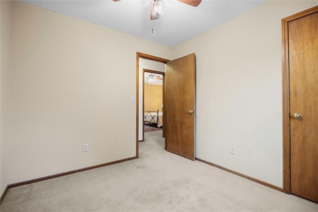 613 SE Bugle Court — photo 14