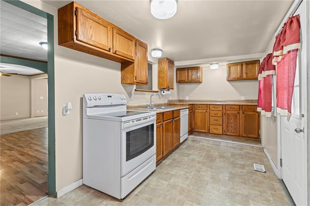 617 N Sycamore Street — photo 17