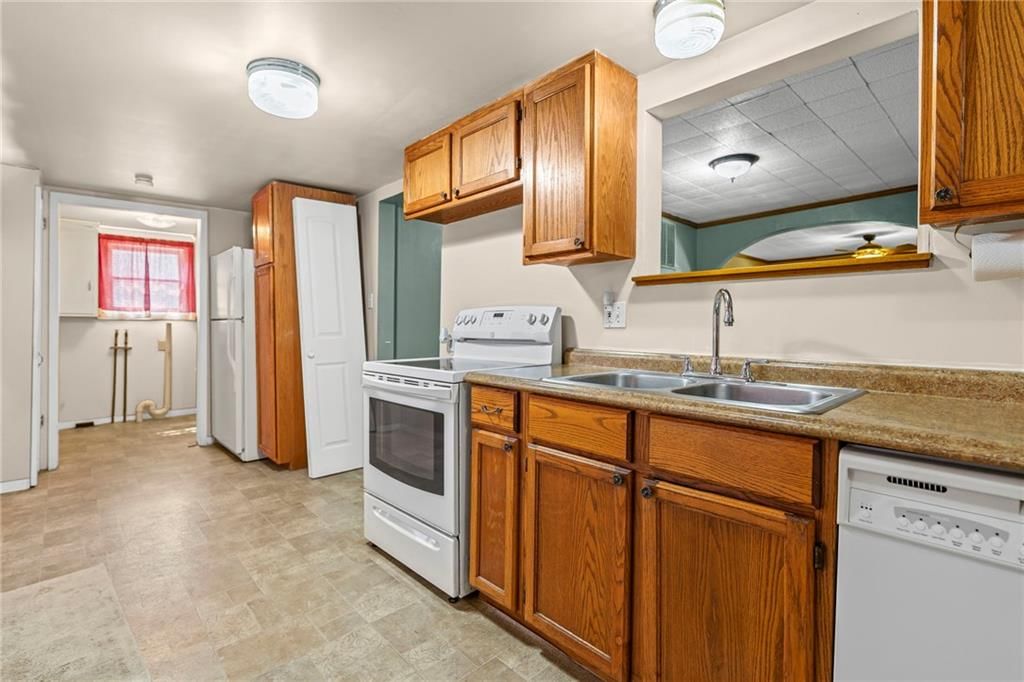 617 N Sycamore Street — photo 18