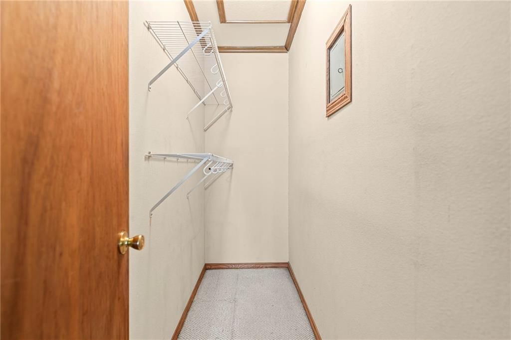617 N Sycamore Street — photo 27