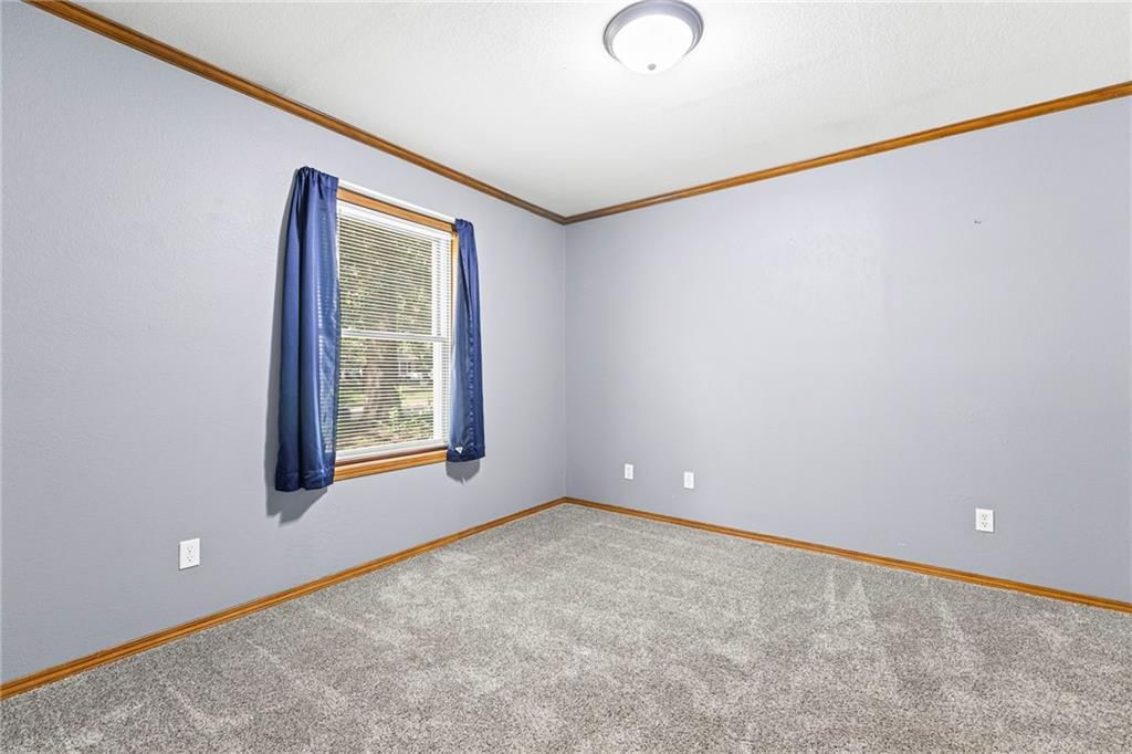 617 N Sycamore Street — photo 30