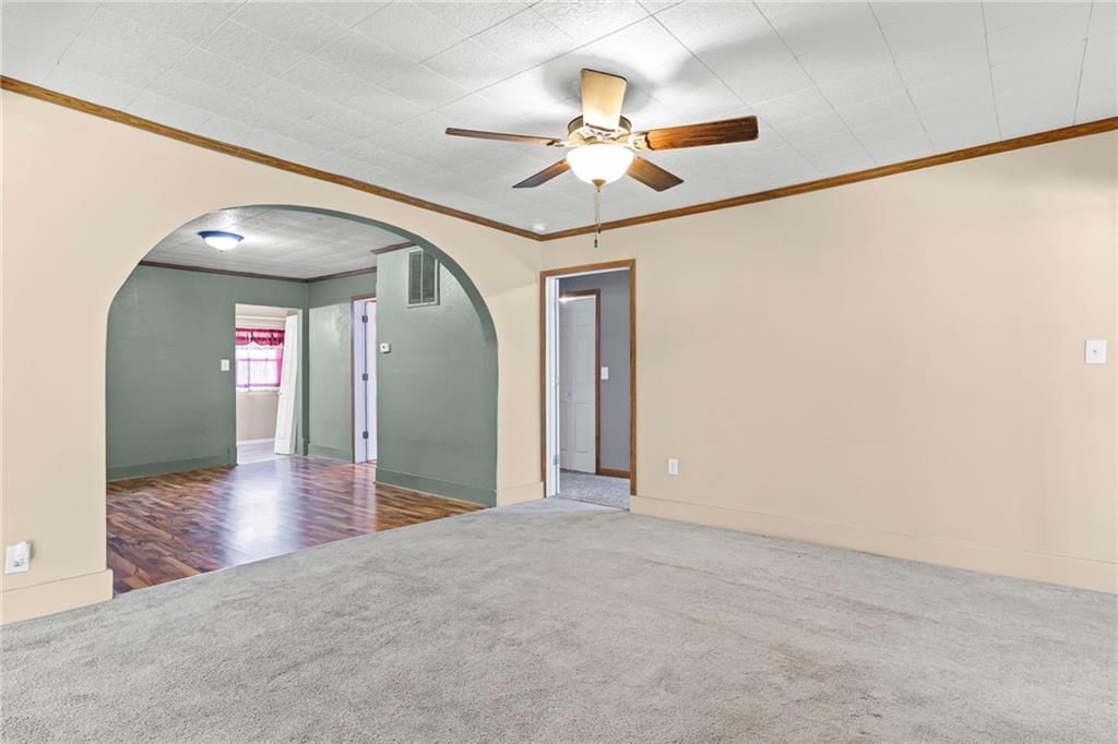 617 N Sycamore Street — photo 9