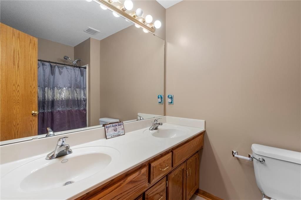1007 NW Long Drive — photo 17