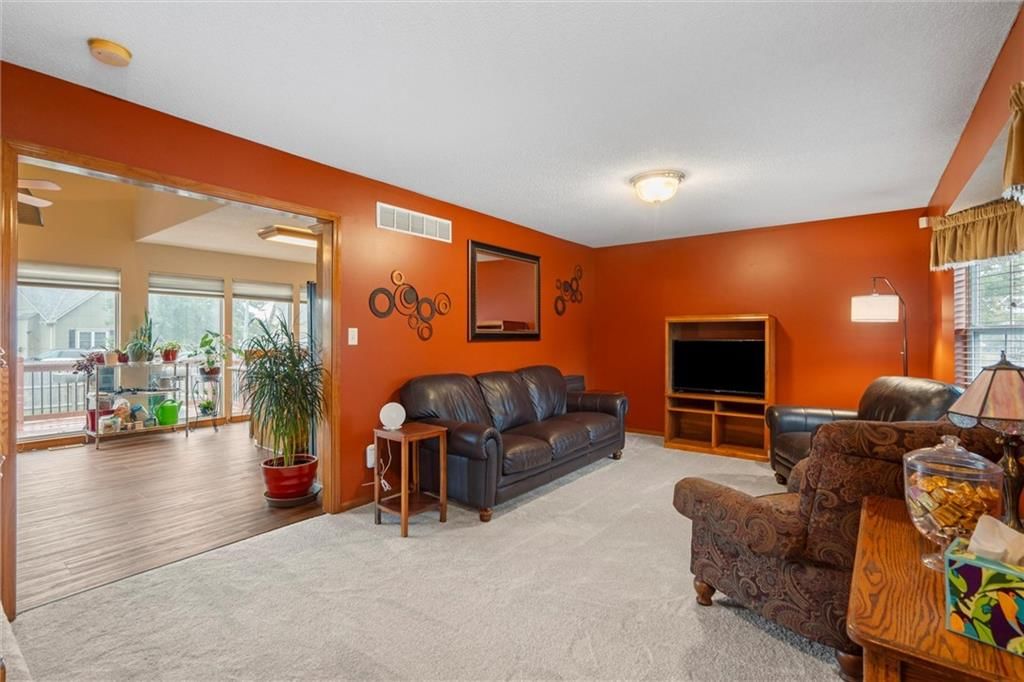 1007 NW Long Drive — photo 4