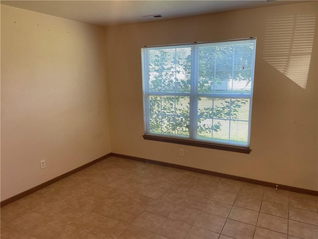 954 E Wildcat Run Street — photo 4
