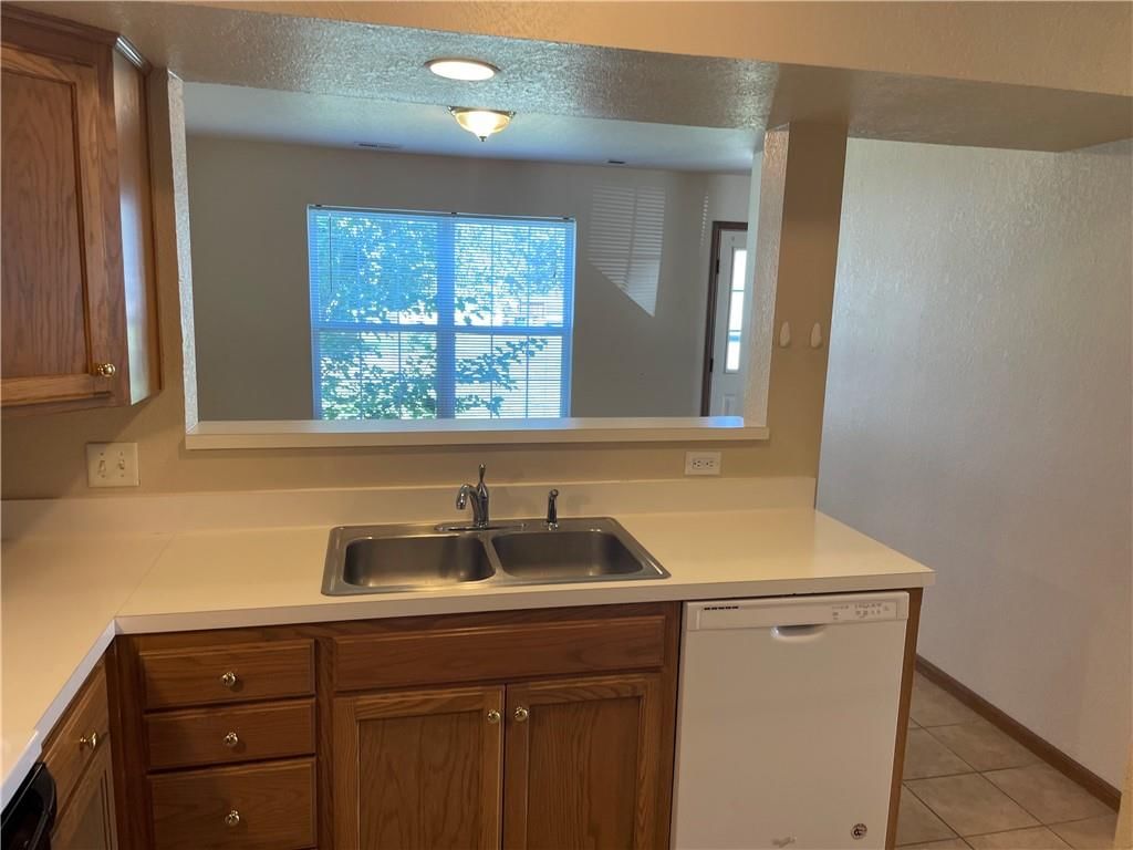 954 E Wildcat Run Street — photo 7