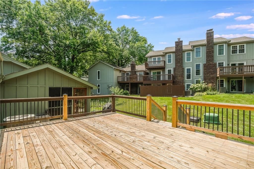 9906 Edelweiss Circle — photo 4