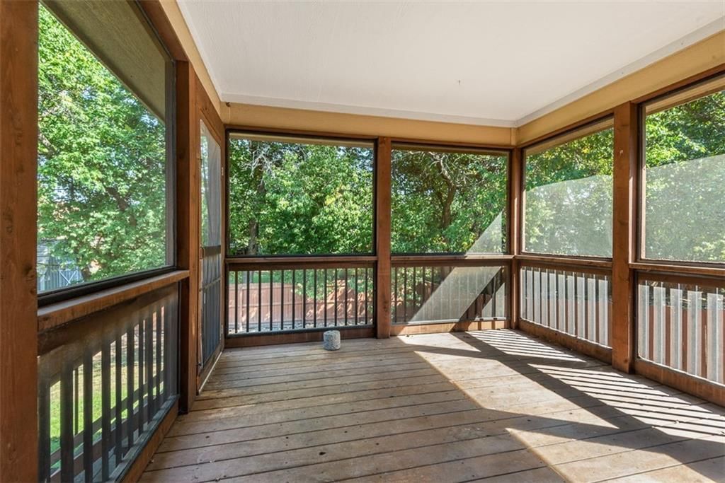 859 N Alder Street — photo 26