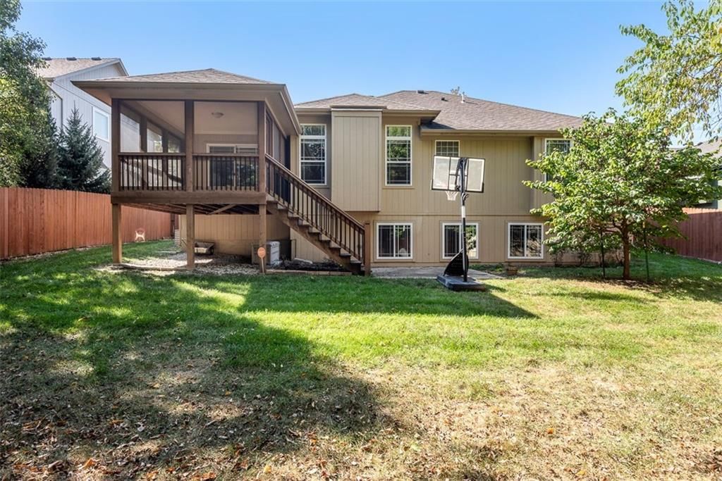859 N Alder Street — photo 29