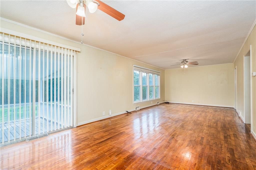 1431 S Hickory Street — photo 11