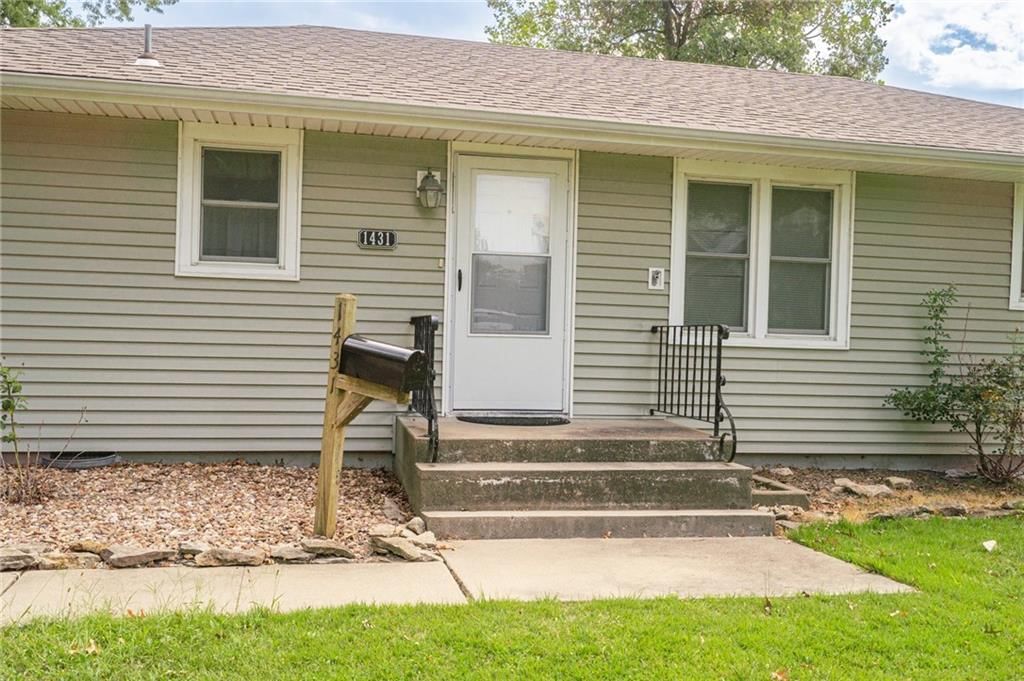 1431 S Hickory Street — photo 7