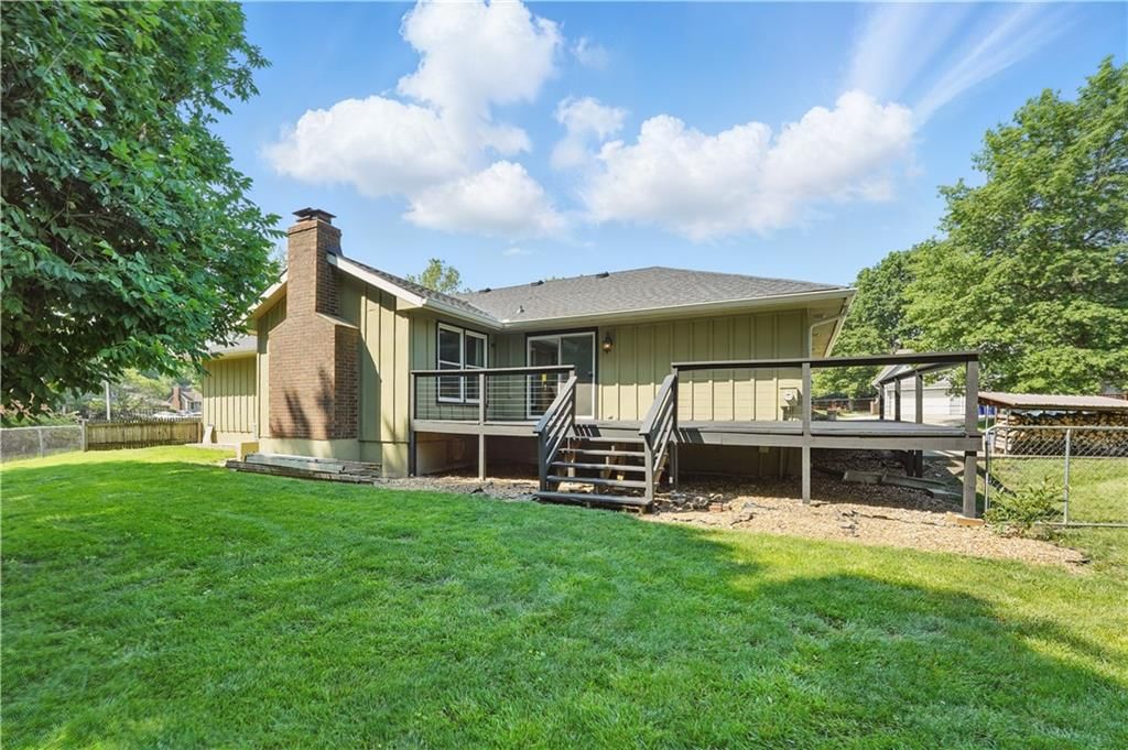 307 SE Westwind Drive — photo 21
